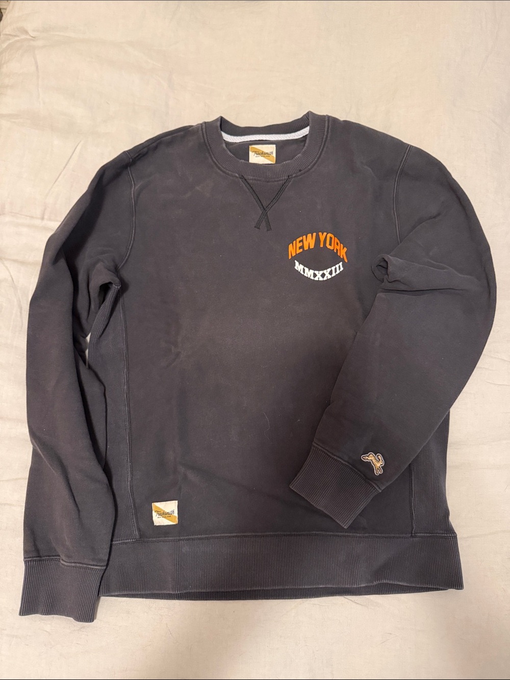 Tracksmith New York City 2023 Marathon Crew Neck Sweatsr